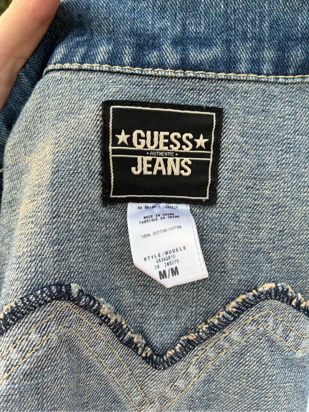 GUESS Jeans Women's Light Blue Denim Jeans - M